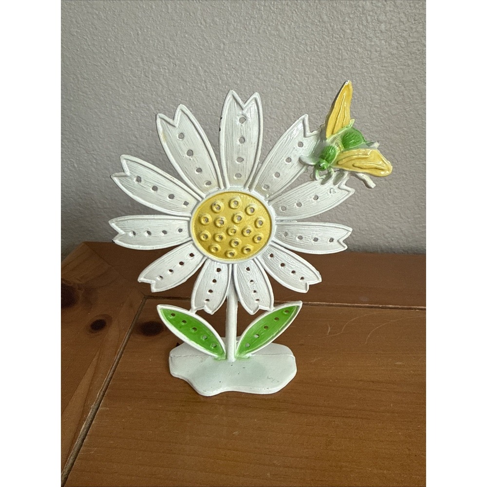 Vintage MCM Daisy and Bee Metal Pierced Earrings Holder Revere USA